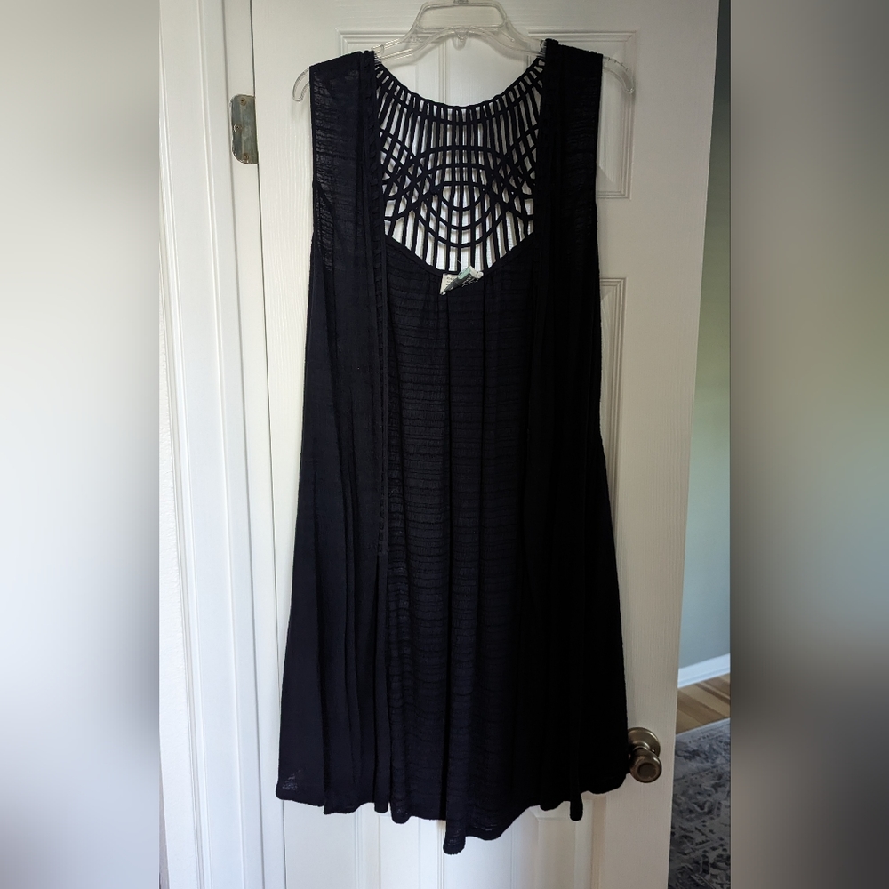 Anthropologie open detail long sleeveless waterfall vest